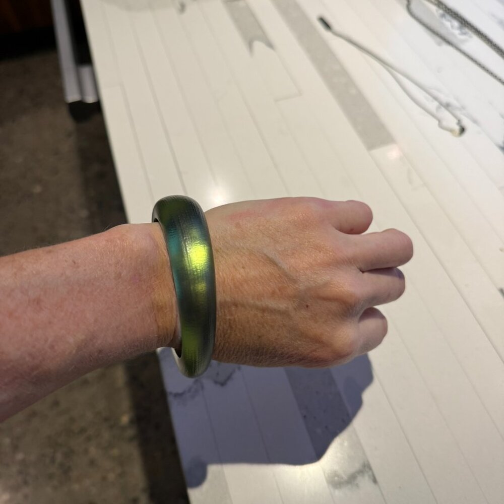 Alexis Bittar Tapered Lucite Bangle – Green